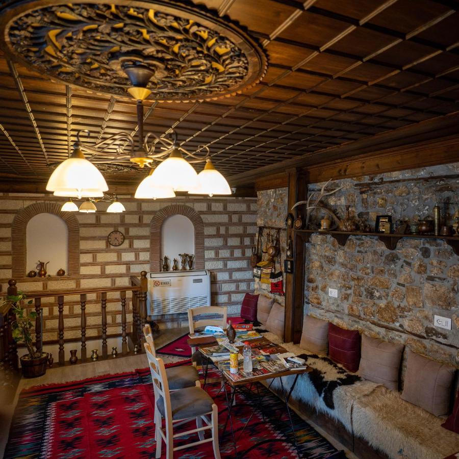 Hotel Borklad Berat Bagian luar foto