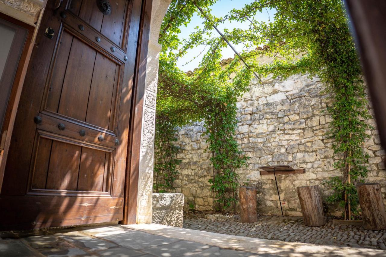 Hotel Borklad Berat Bagian luar foto