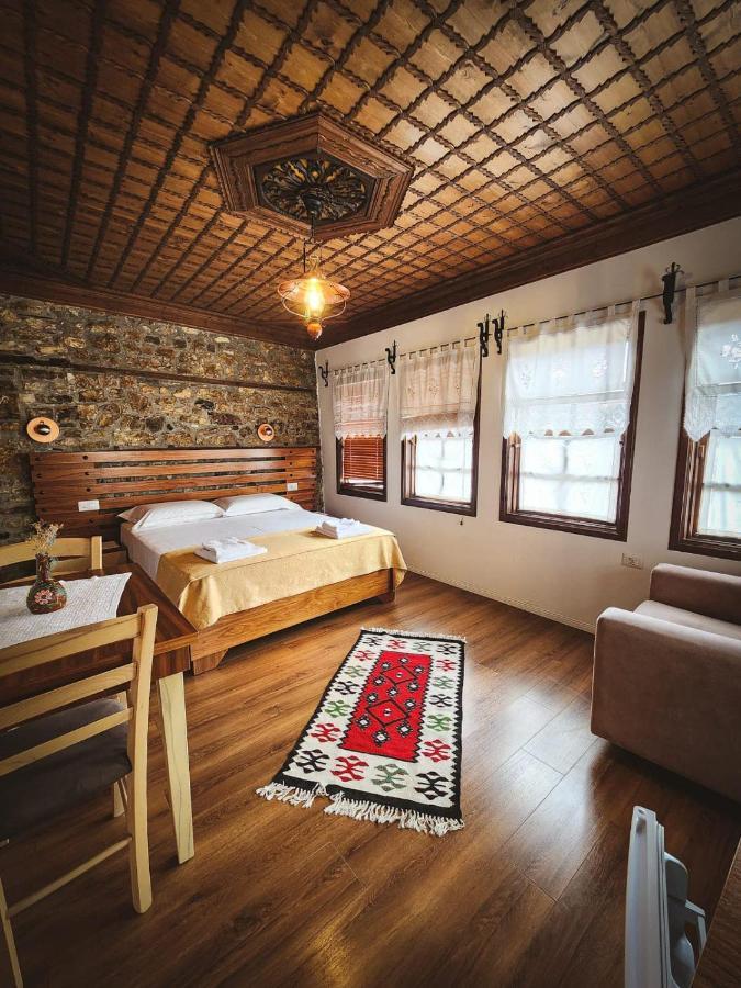 Hotel Borklad Berat Bagian luar foto