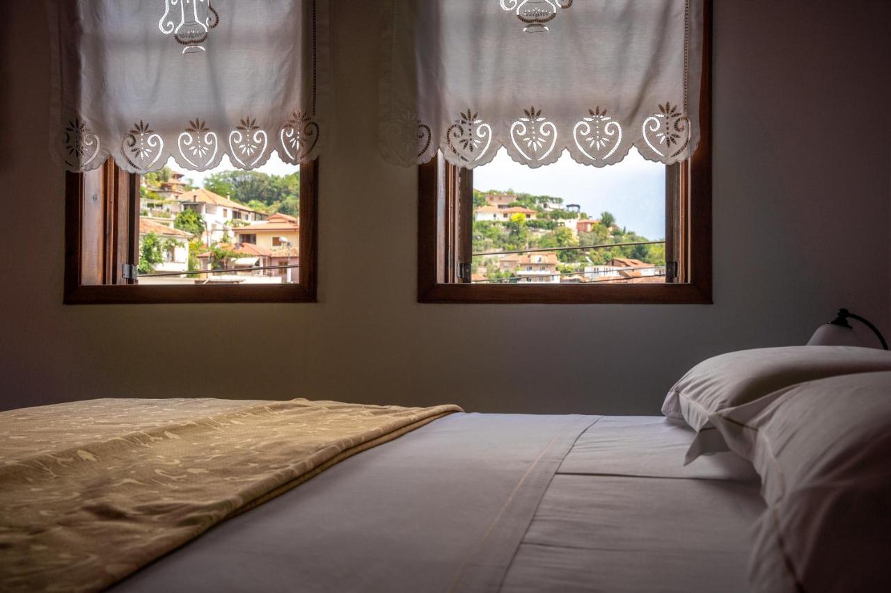 Hotel Borklad Berat Bagian luar foto