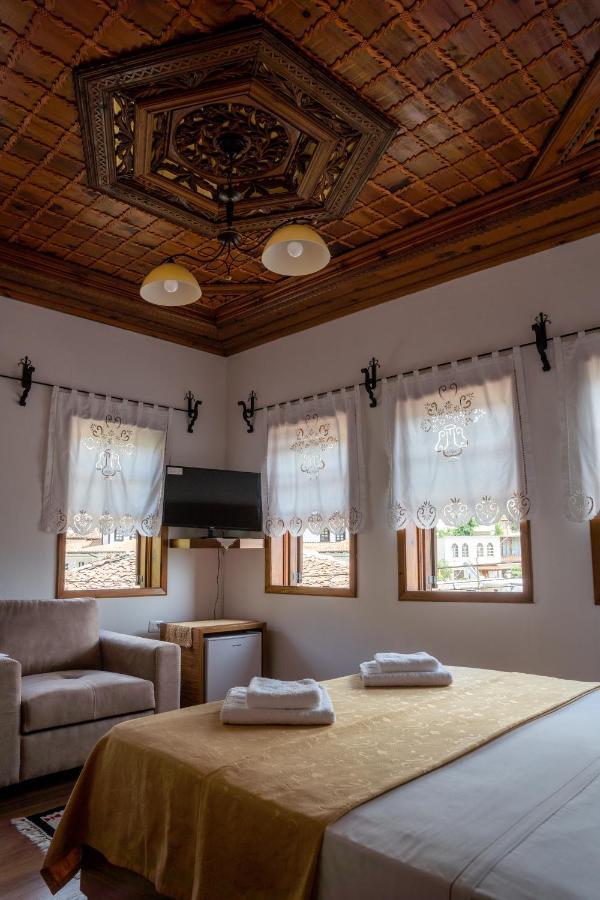 Hotel Borklad Berat Bagian luar foto