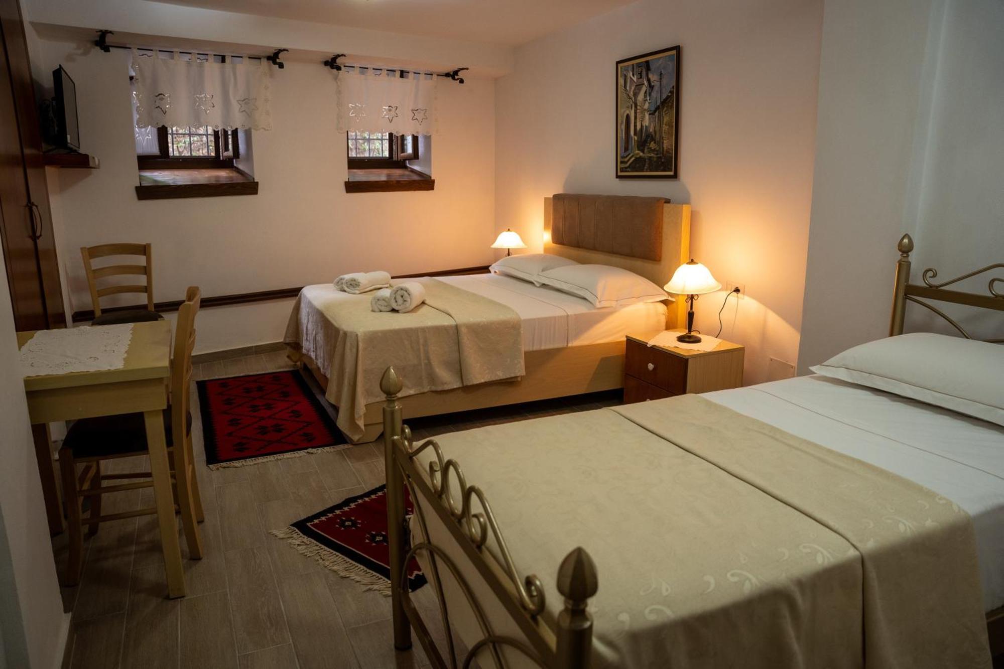Hotel Borklad Berat Ruang foto