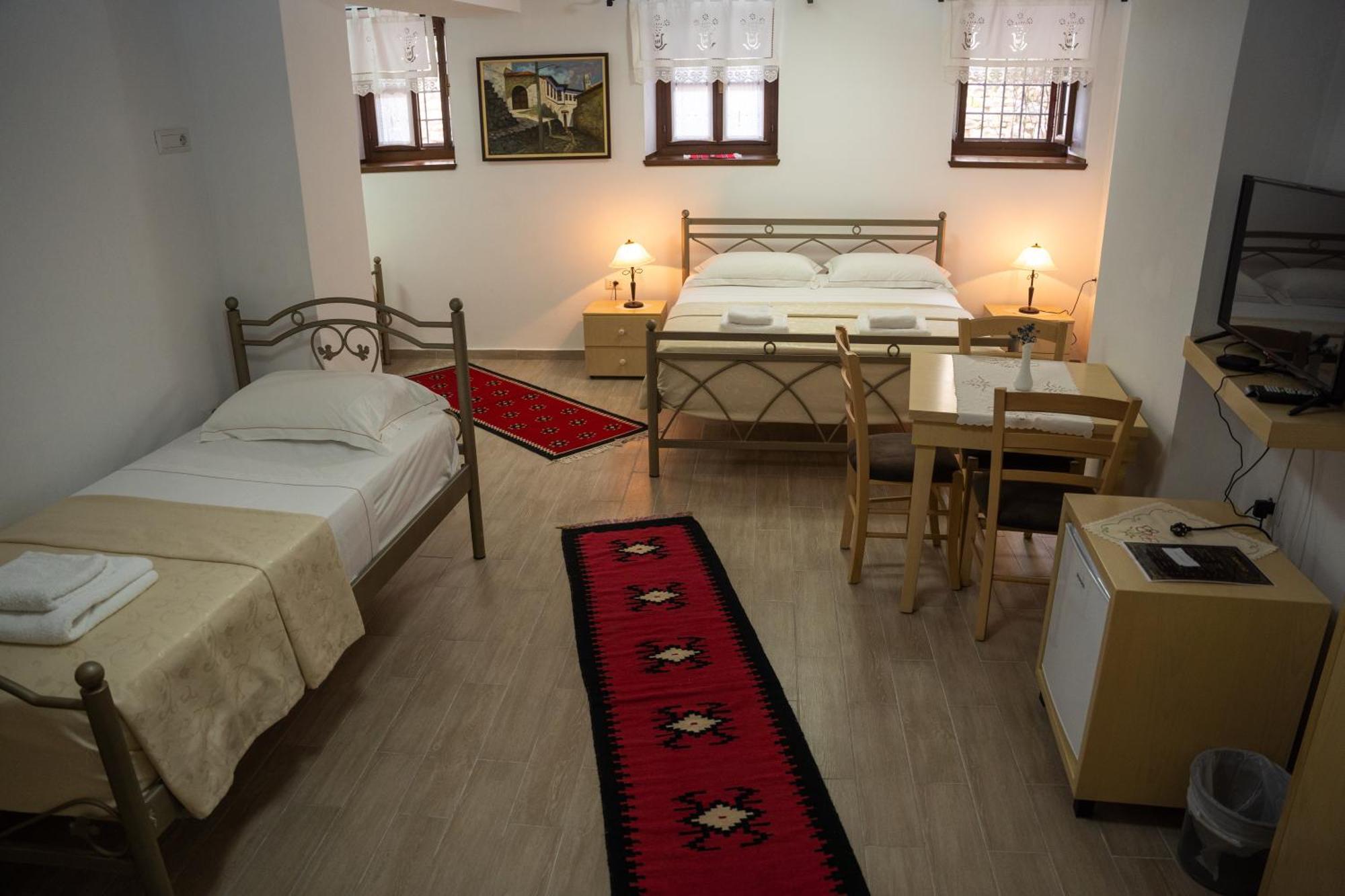 Hotel Borklad Berat Ruang foto
