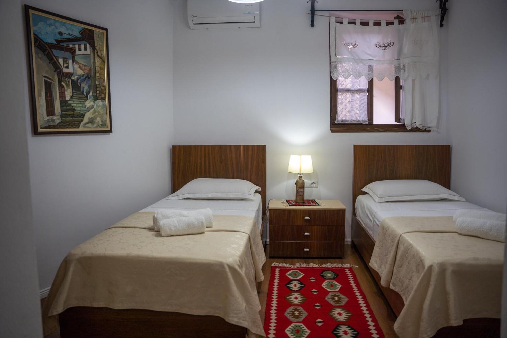 Hotel Borklad Berat Ruang foto